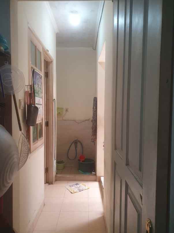 dijual rumah pakuwon city virginia regency