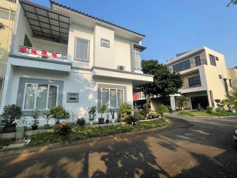 dijual rumah palem semi karawaci