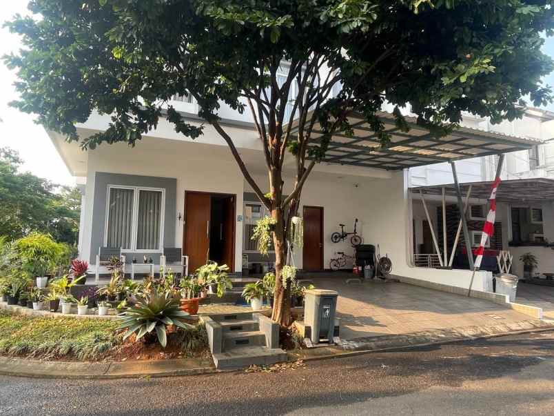 dijual rumah palem semi karawaci