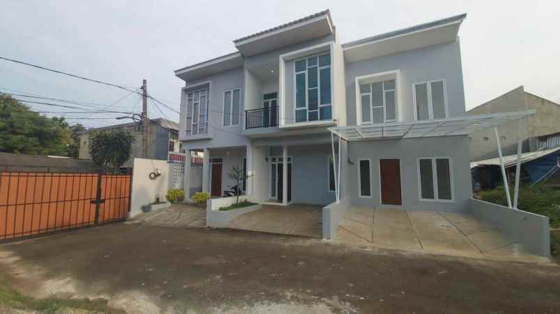 dijual rumah perigi baru