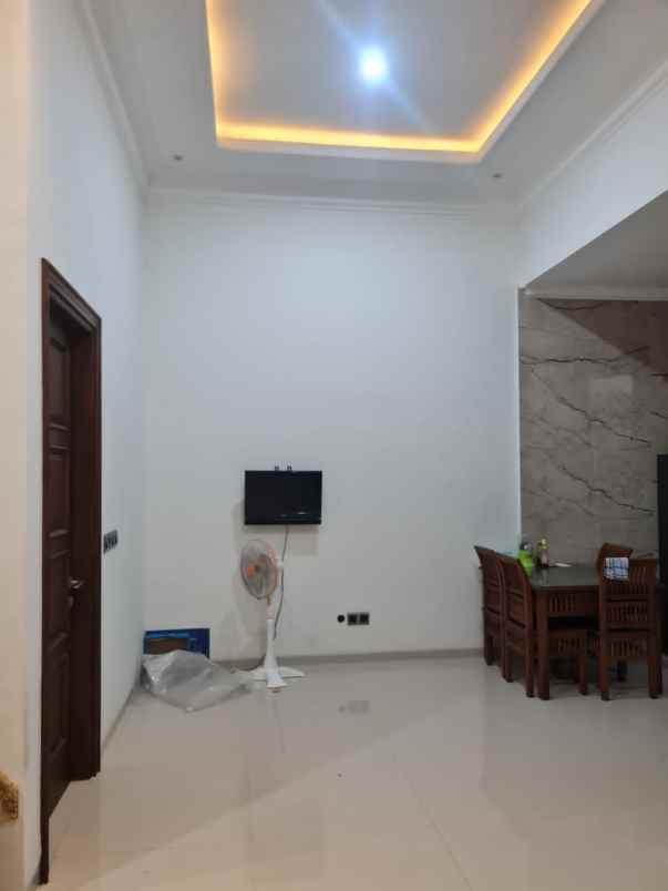 dijual rumah permata jingga suhat malang