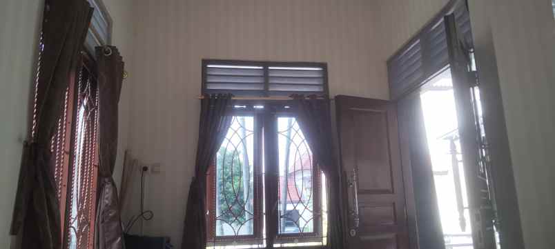 dijual rumah perum citra graha drono