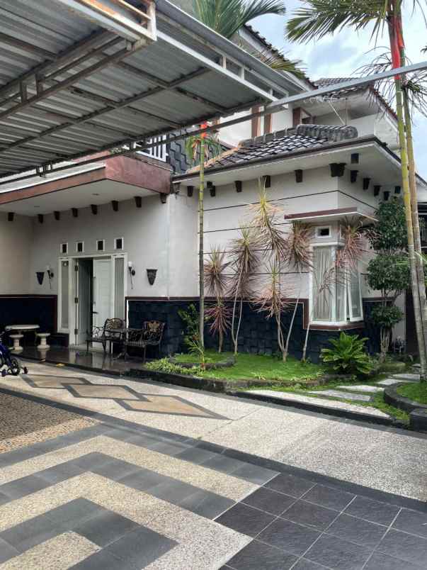 dijual rumah perumahan blimbing kota malang