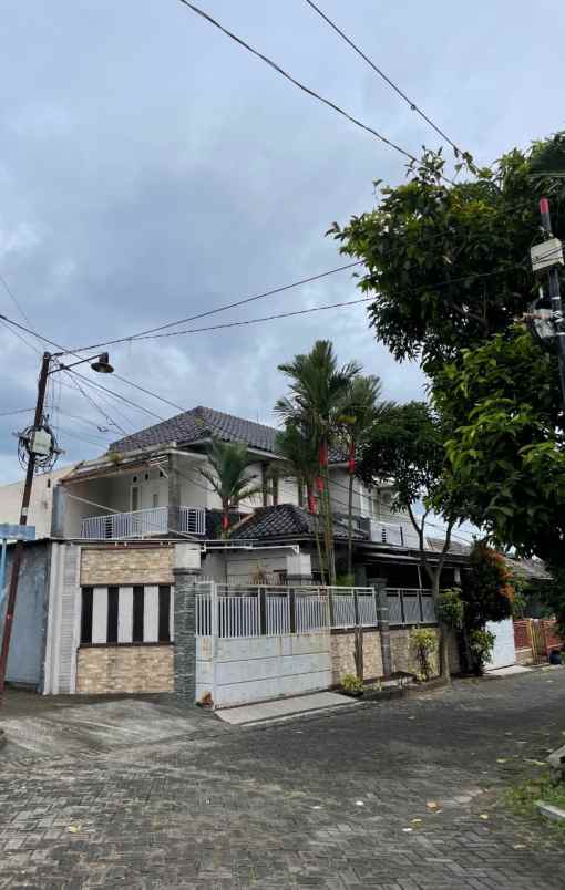 dijual rumah perumahan blimbing kota malang