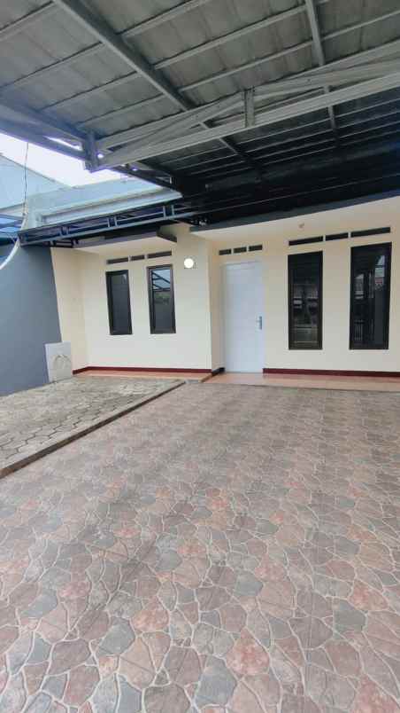 dijual rumah perumahan bukit nusa indah