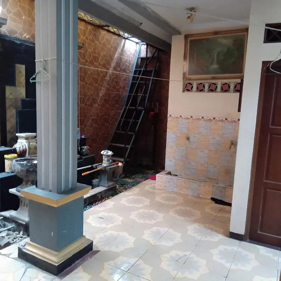 dijual rumah perumahan bumi mas raya