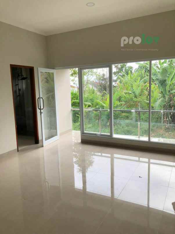 dijual rumah perumahan geger kalong permai