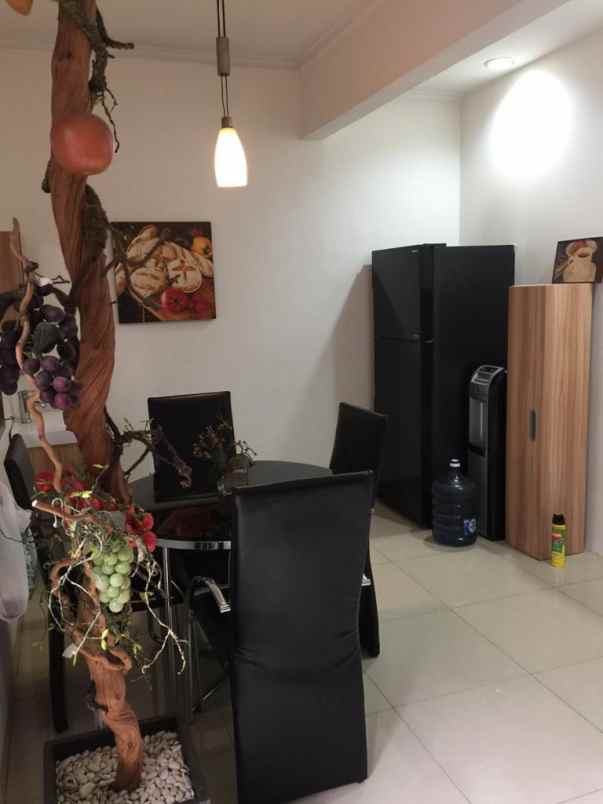 dijual rumah perumahan grand prima