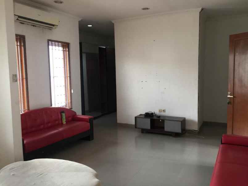 dijual rumah perumahan grand prima