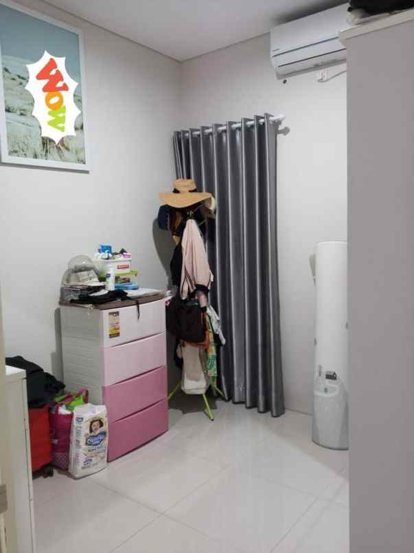 dijual rumah perumahan green orchid