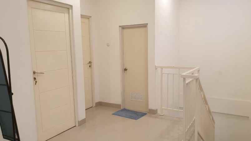 dijual rumah perumahan taman dhika sidoarjo