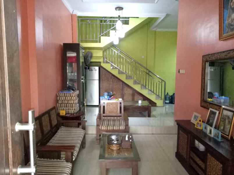 dijual rumah perumahan taman harapan