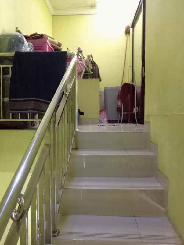 dijual rumah perumahan taman harapan