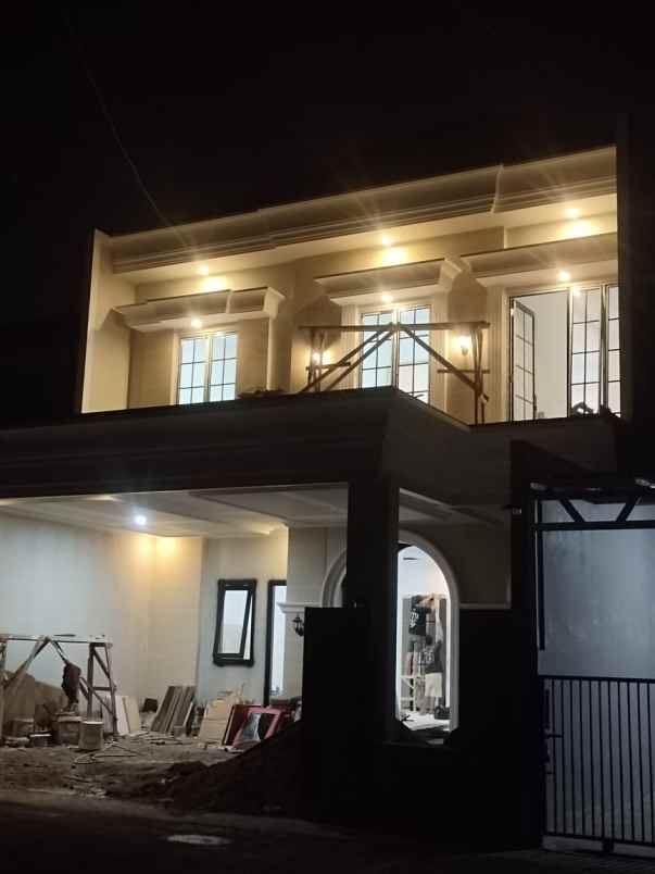 dijual rumah perumahan taman pesona