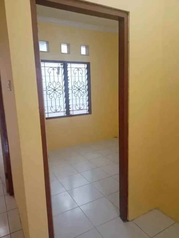 dijual rumah plamongan indah