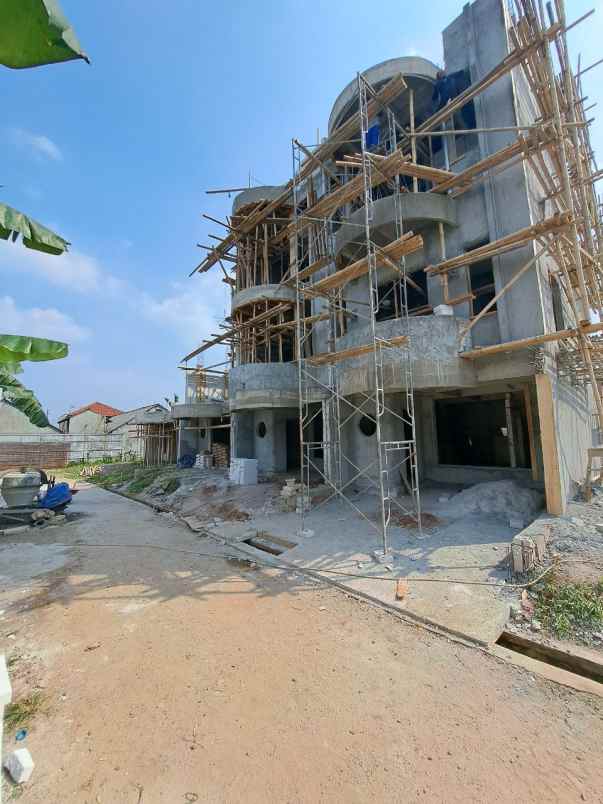 dijual rumah pondok kelapa