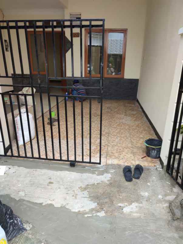 dijual rumah pondok ungu permai cluster