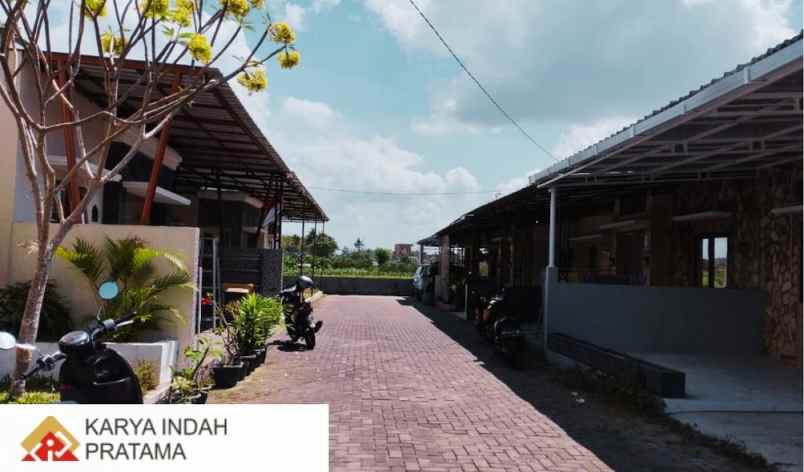 dijual rumah potorono