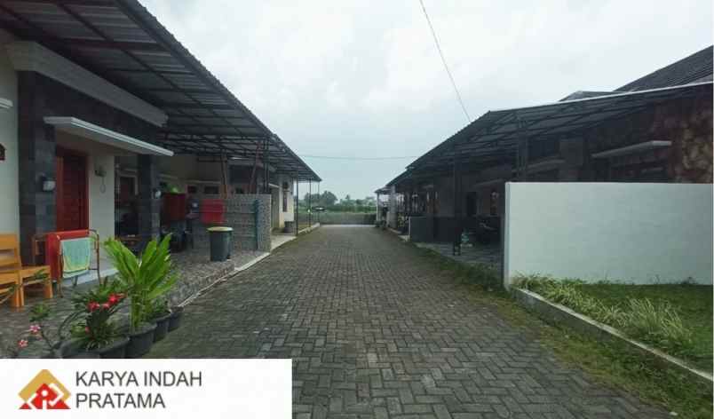 dijual rumah potorono