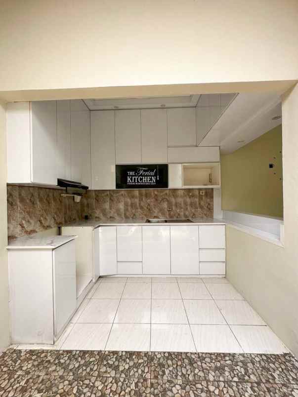 dijual rumah rambutan kel jatimurni kec