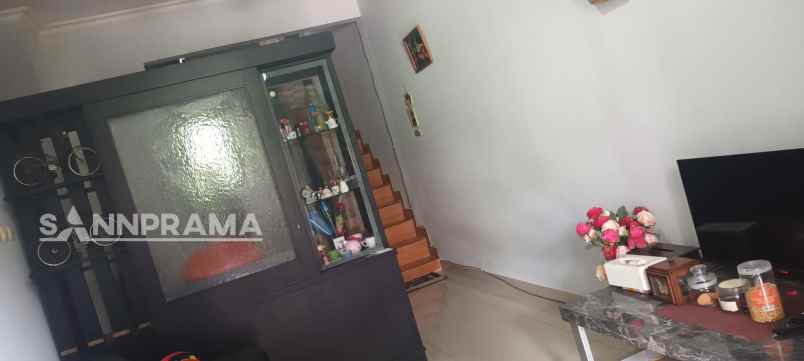 dijual rumah rangkapan jaya baru