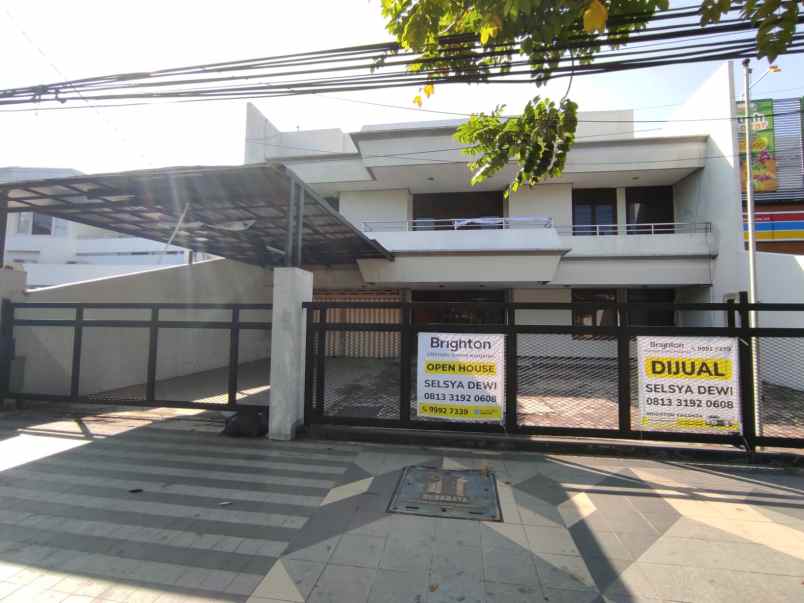 dijual rumah raya dharmahusada