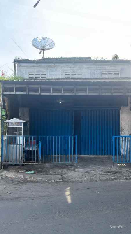 dijual rumah raya setro