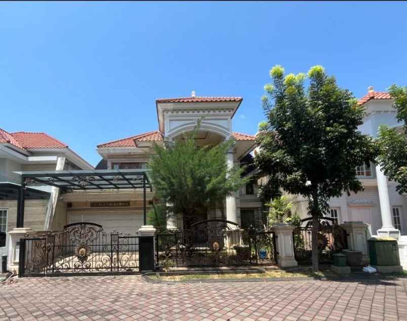 dijual rumah regency 21