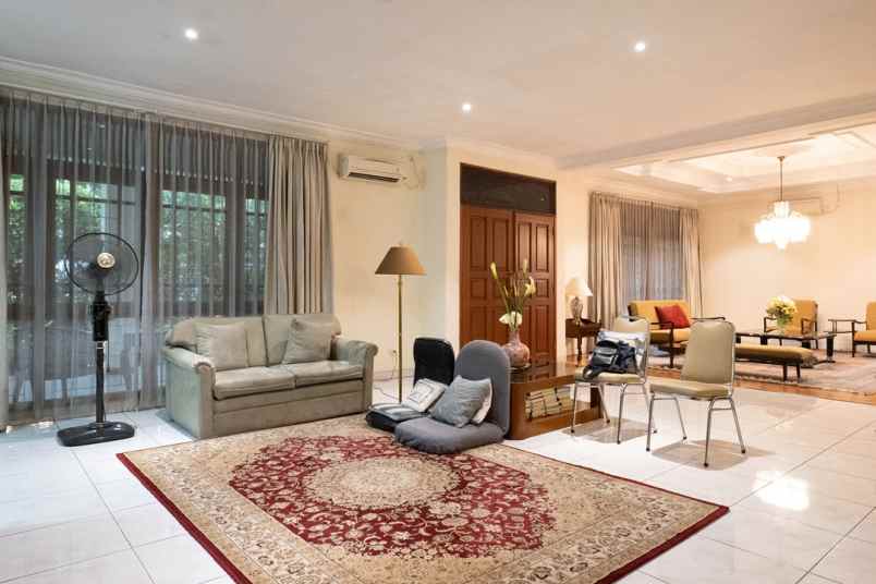 dijual rumah rumah di kayu putih