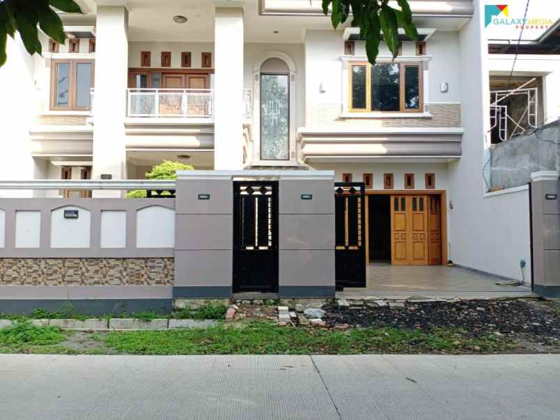 dijual rumah rumah mewah