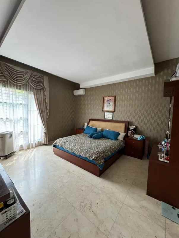 dijual rumah rumah pulomas jakarta timur