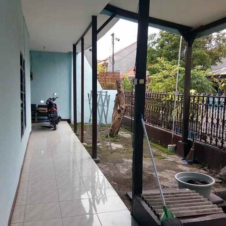 dijual rumah rungkut menanggal