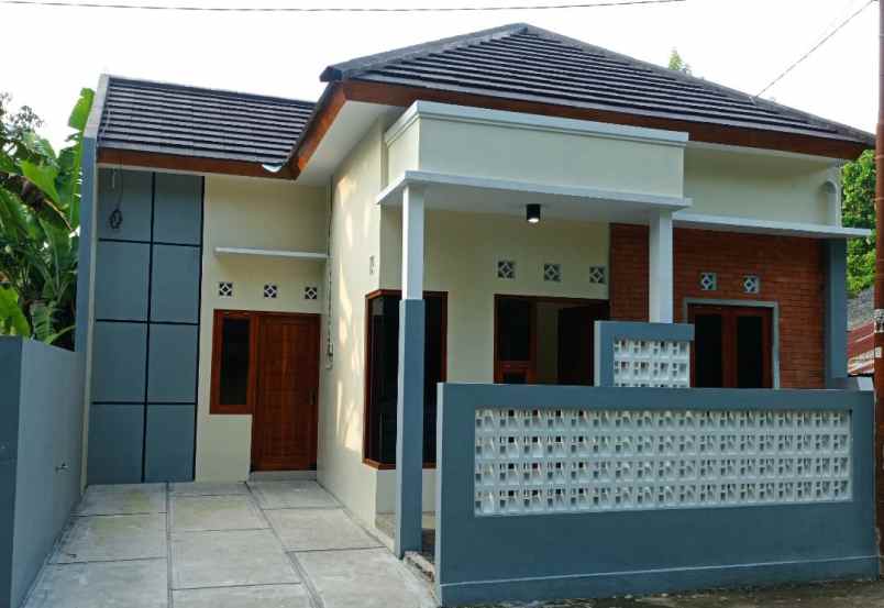 dijual rumah sabdodadi bantul