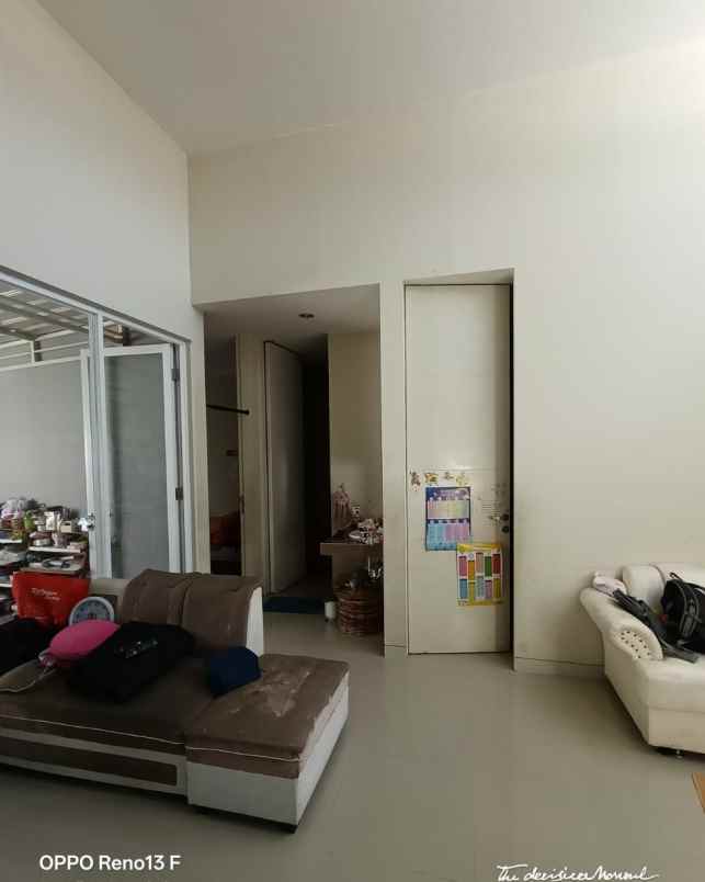 dijual rumah sambiroto