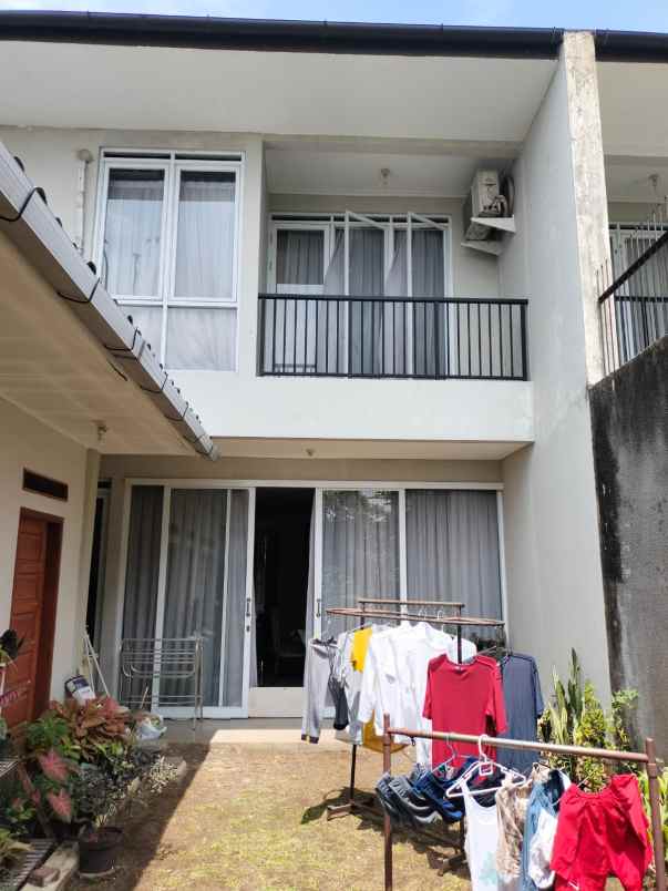 dijual rumah sarijadi