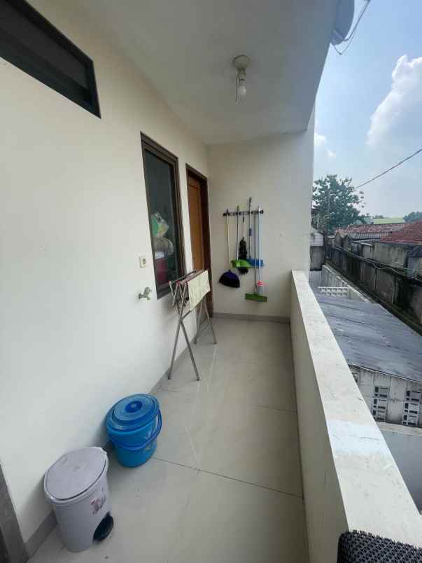 dijual rumah sawah lama ciputat bintaro