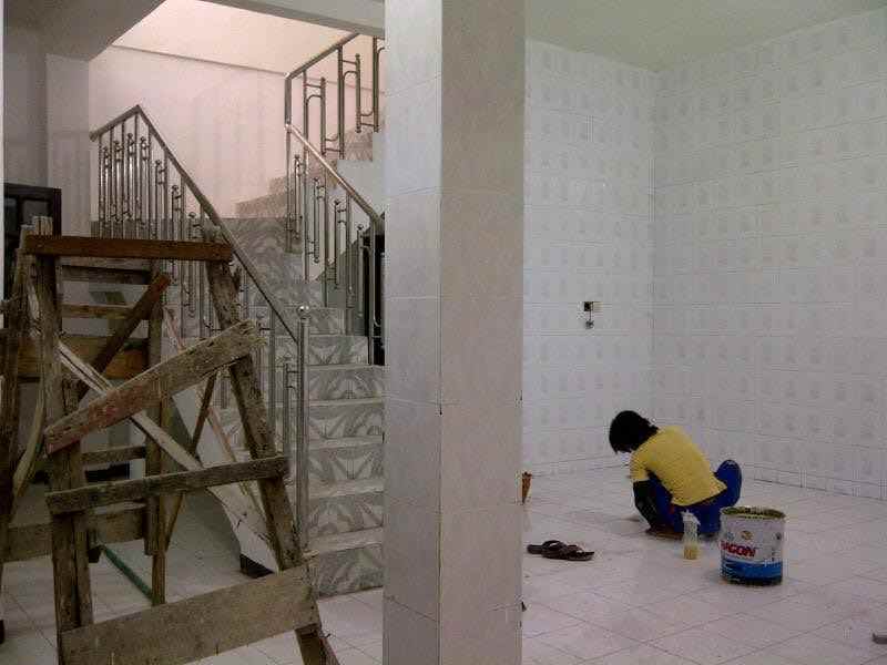 dijual rumah semolowaru