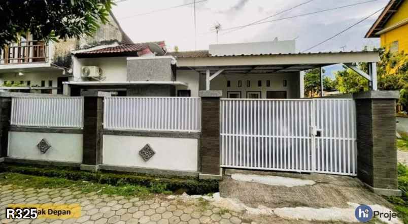 dijual rumah senteluk batu layar