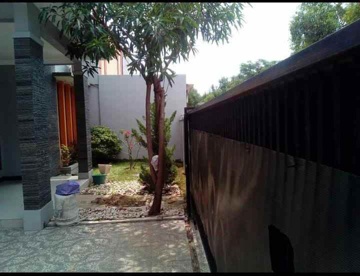 dijual rumah siap huni