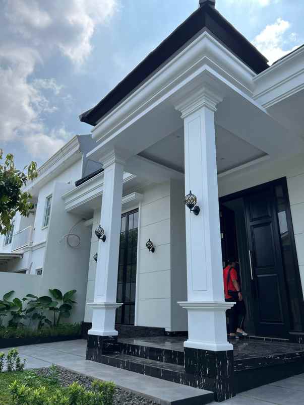 dijual rumah sip 671