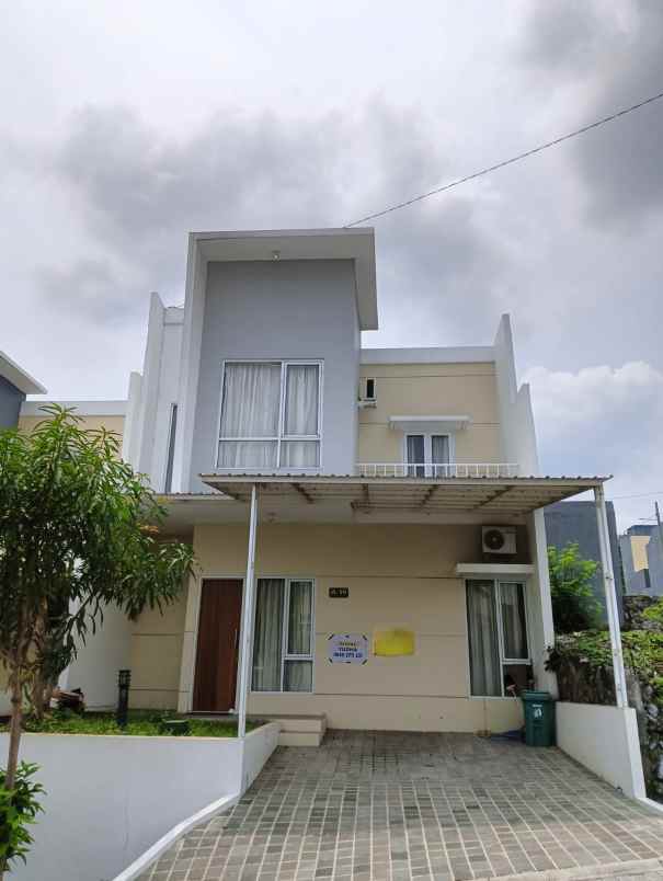 dijual rumah siranda view bukit kencana