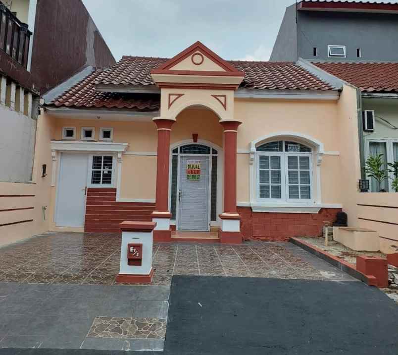 dijual rumah strategis di bukit serpong mas