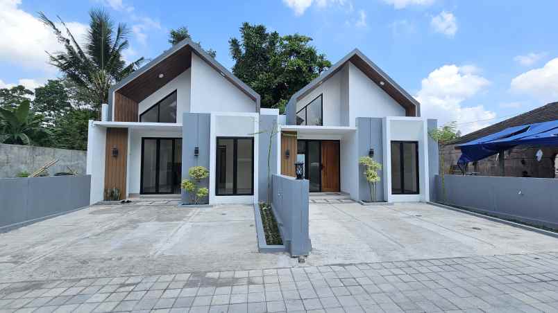 dijual rumah sukoharjo