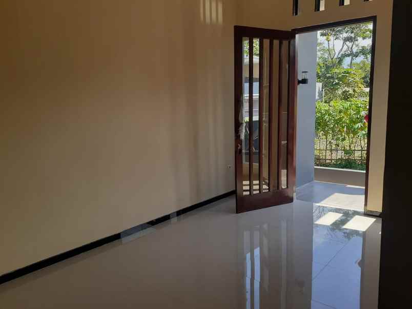 dijual rumah sukun