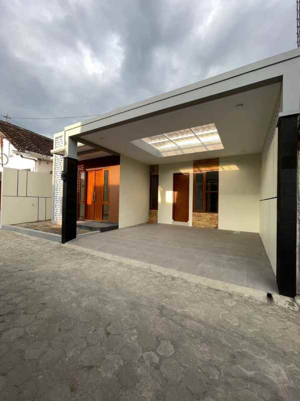 dijual rumah sumberadi mlati sleman