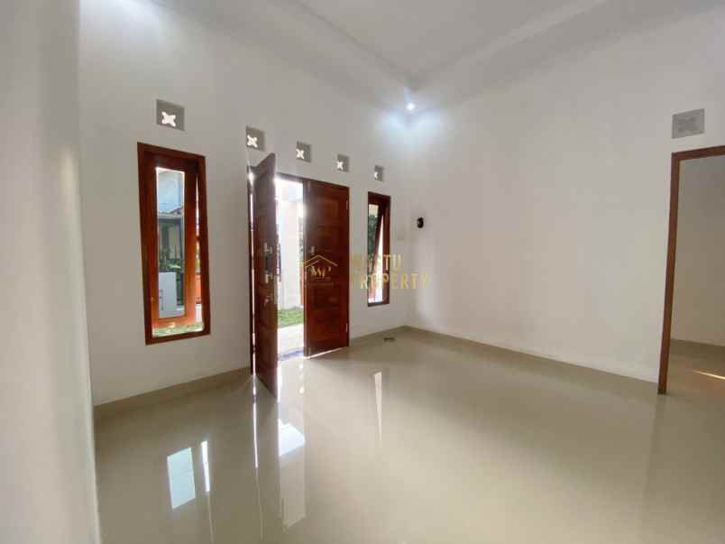 dijual rumah sumberharjo prambanan