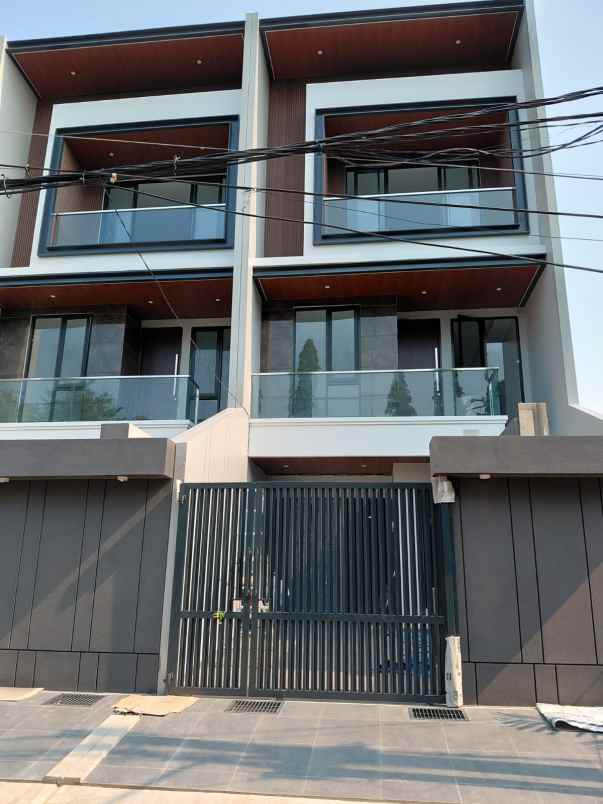 dijual rumah sunter agung perkasa