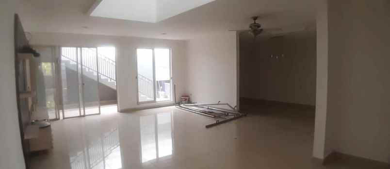 dijual rumah taman modern cakung