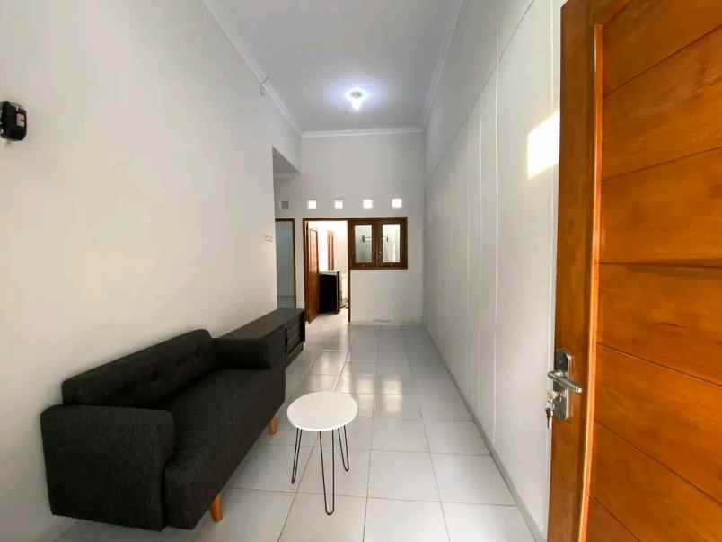 dijual rumah tamanan