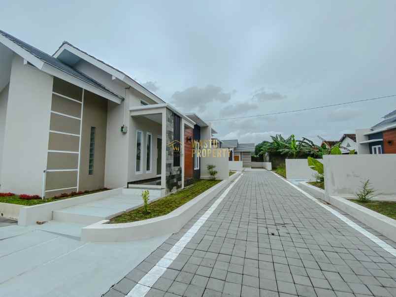 dijual rumah tamanmartani